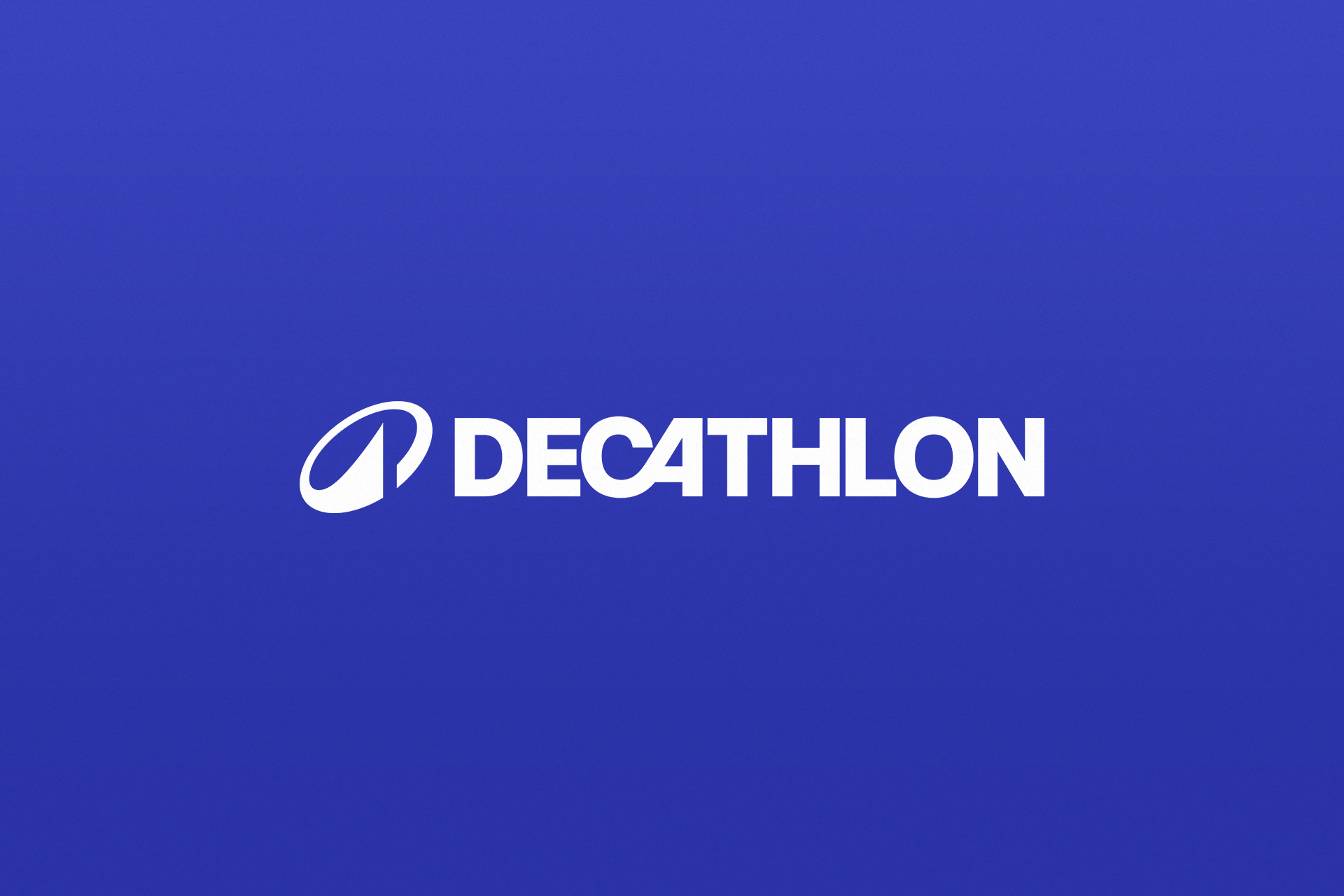 Wolff_Olins_Decathlon_Press_02_Logo_1920x1280